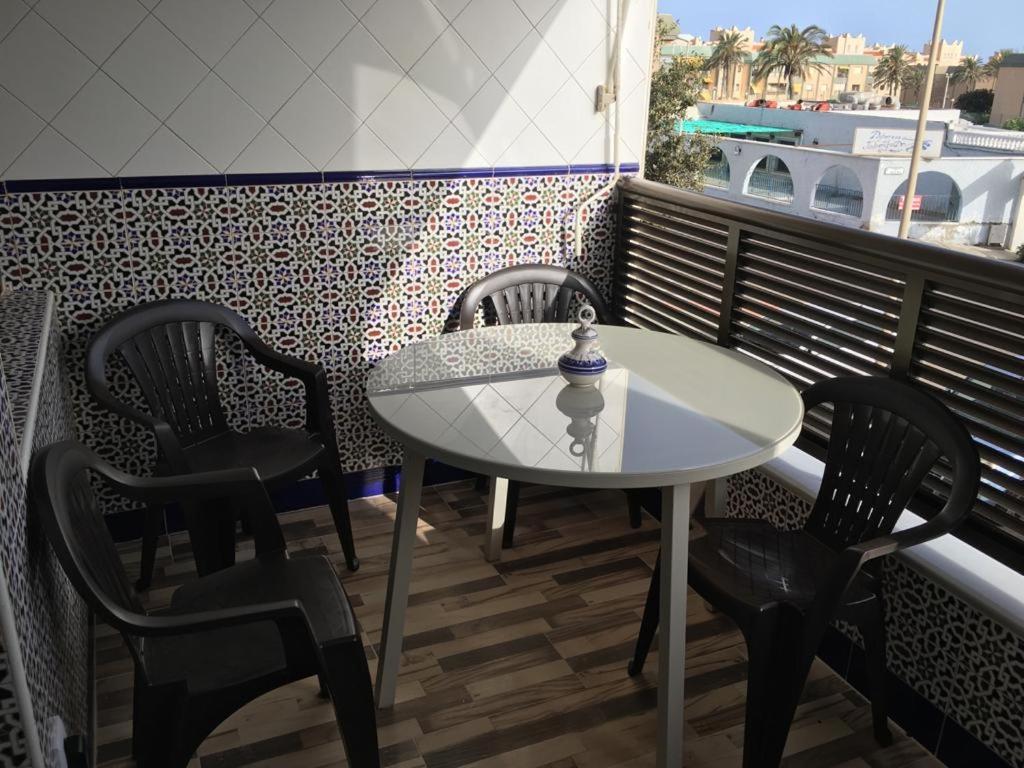 Appartamento La Burbuja Almería Esterno foto